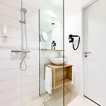 Elaya Goeppingen, Trademark Collection By Wyndham فندق