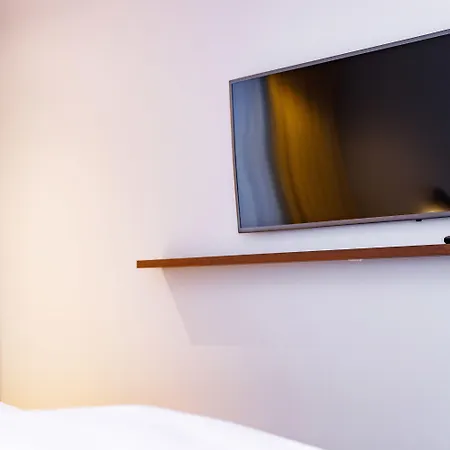 Elaya Goeppingen, Trademark Collection By Wyndham 3*